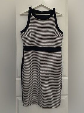 Ann Taylor Women’s Nautical Sheath Dress Sleeveless Tank Black & White Striped 8